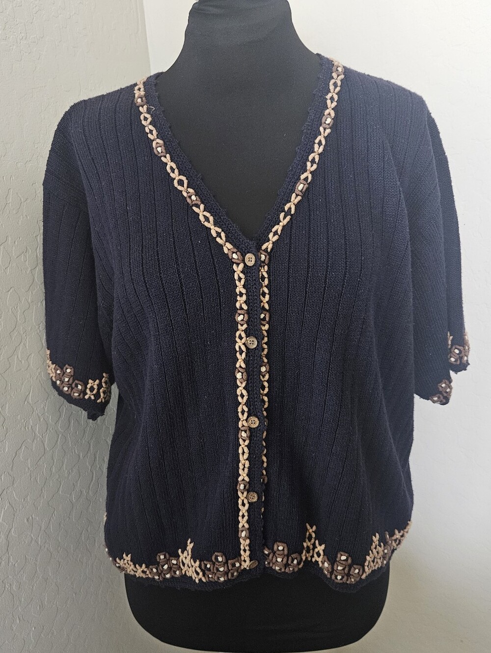 VTG Womens Portraits By Northern Isles Hand Embroidered Cardigan Sweater Knit XL